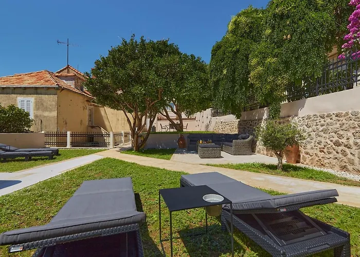 Holiday Home Festina Lente